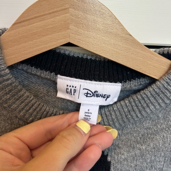 Baby GAP x Disney Mickey Sweater Size 2 - Picture 3 of 4
